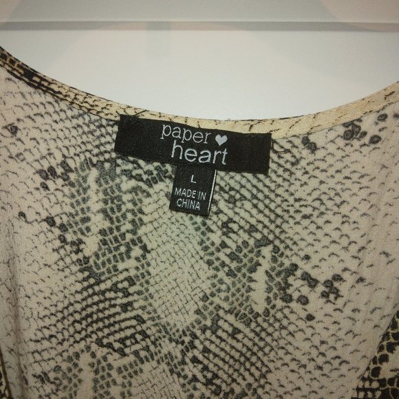 🔥5/$20 PAPER HEART SNAKESKIN PRINT DRESS - Picture 2 of 2